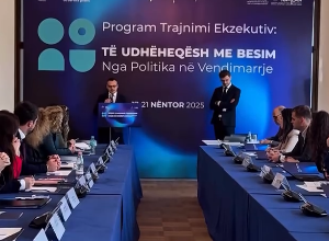 Rrëfimet e dy pjesëmarrësve në Programin e Trajnimit Ekzekutiv Rrëfimet e dy pjesëmarrësve në Programin e Trajnimit Ekzekutiv