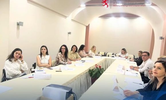 Trajnimi The Common Assessment Framework (CAF)” në bashkëpunimi me European Institute of Public Administration (EIPA) dhe me mbështetjen e Programit të Asistencës Teknike të Luksemburgut Trajnimi The Common Assessment Framework (CAF)” në bashkëpunimi me European Institute of Public Administration (EIPA) dhe me mbështetjen e Programit të Asistencës Teknike të Luksemburgut