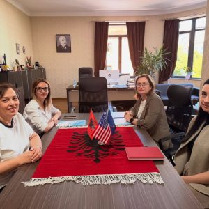 Komisioneri për Mbrojtjen nga Diskriminimi dhe Shkolla Shqiptare e Administratës Publike nënshkruajnë Marrëveshje Bashkëpunimi